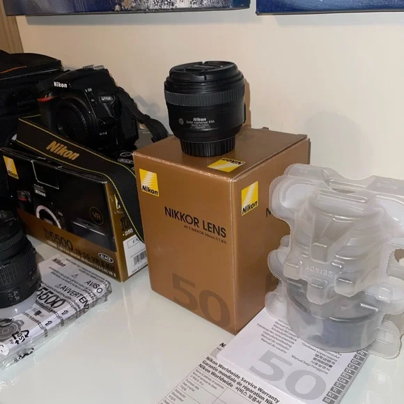 NIKON D5500 DSLR CAMERA KIT DEAL - Picture 4 of 9